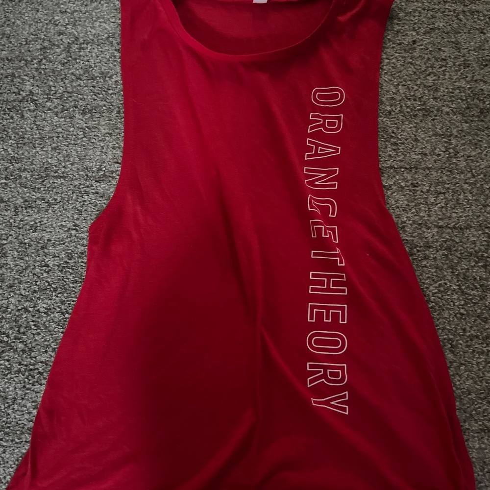 Orangetheory Set of 8 Tanks - Picture 2 of 8